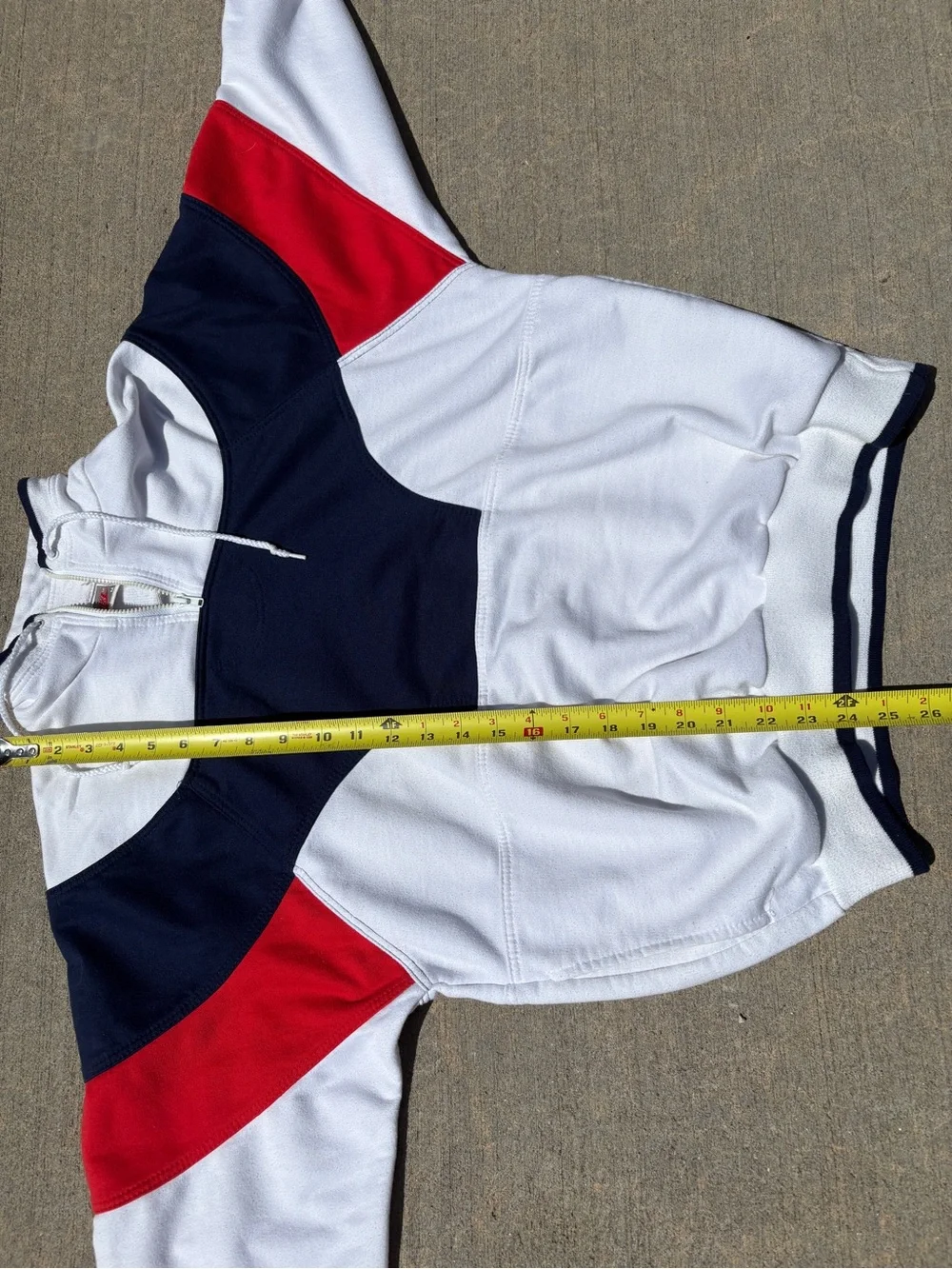 Nike Men’s White/Navy/Red Colorblock Half-Zip Sweater